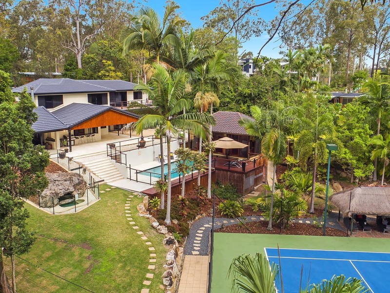 7 Kirkdale Road, Chapel Hill QLD 4069