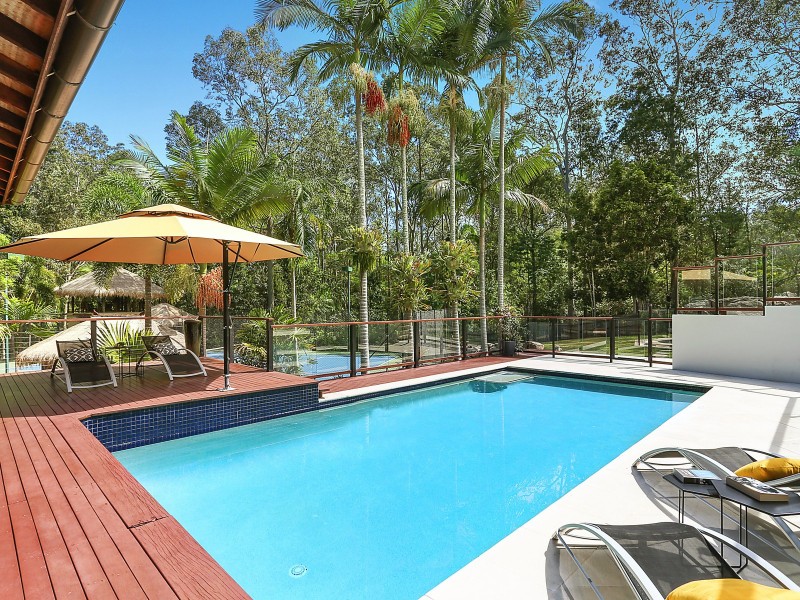 7 Kirkdale Road, Chapel Hill QLD 4069