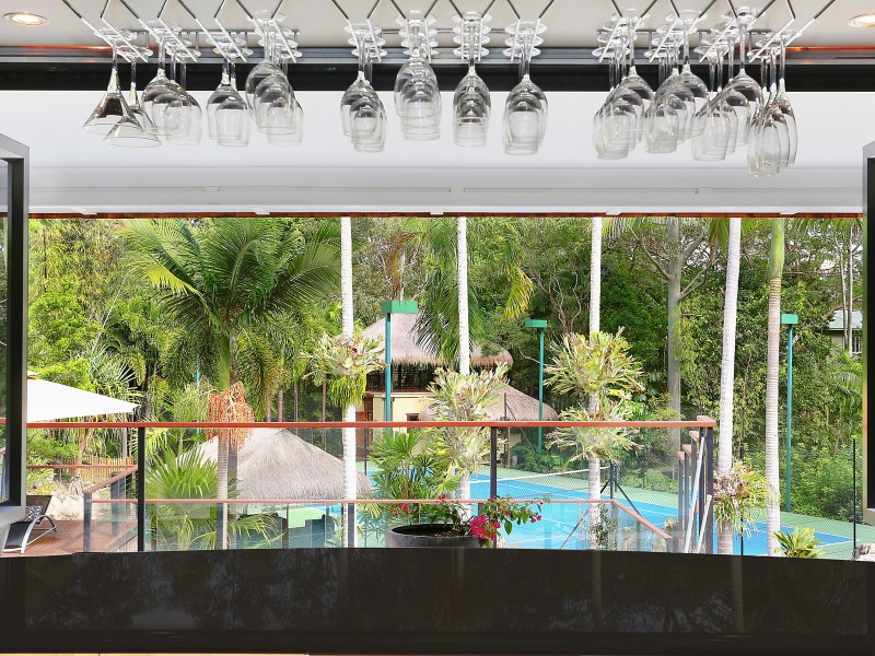 7 Kirkdale Road, Chapel Hill QLD 4069