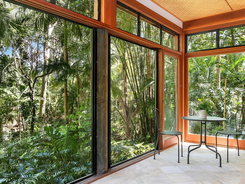 7 Kirkdale Road, Chapel Hill QLD 4069