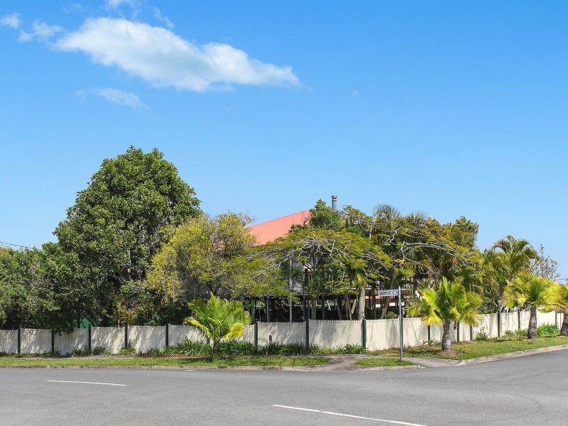 16 Shillito Street, Southport QLD 4215