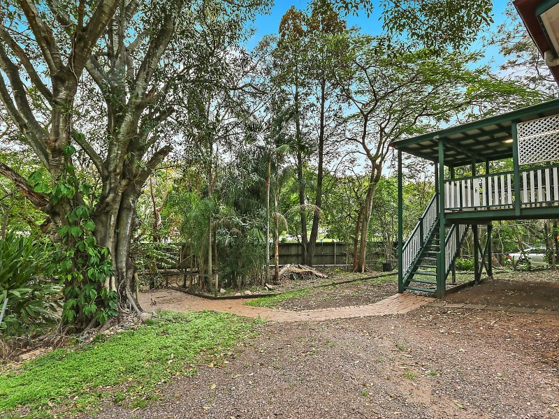 70 Fairfield Road, Fairfield QLD 4103