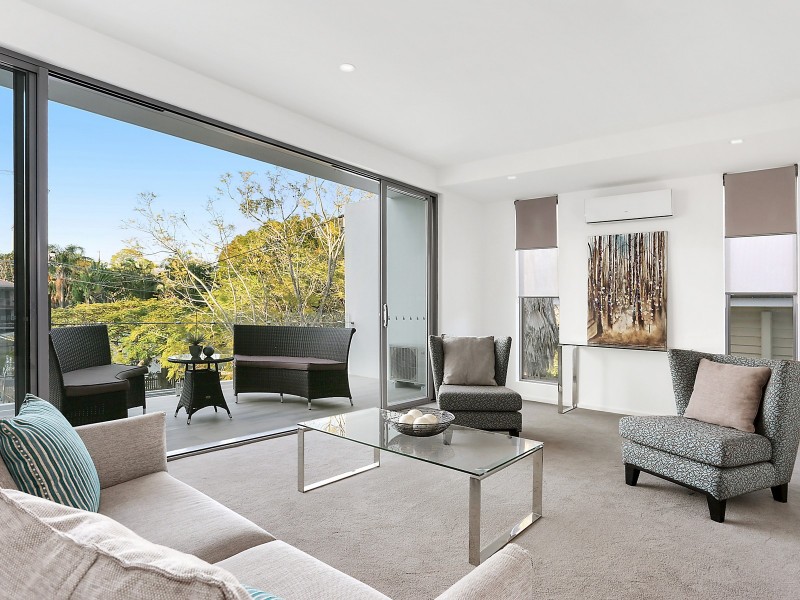 132 Payne Street, Indooroopilly QLD 4068