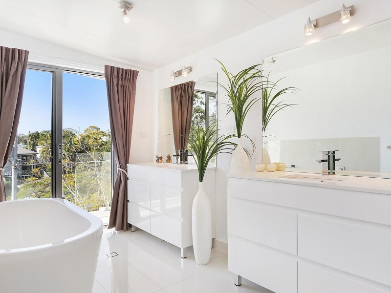 132 Payne Street, Indooroopilly QLD 4068