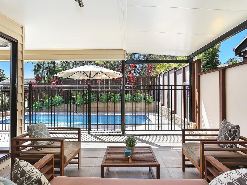 19 Sleaford Street, Chapel Hill QLD 4069