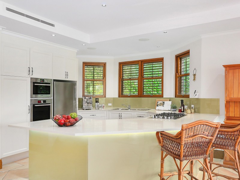 11 Joseph Street, Sherwood QLD 4075