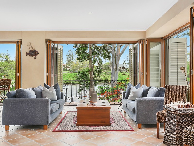 11 Joseph Street, Sherwood QLD 4075