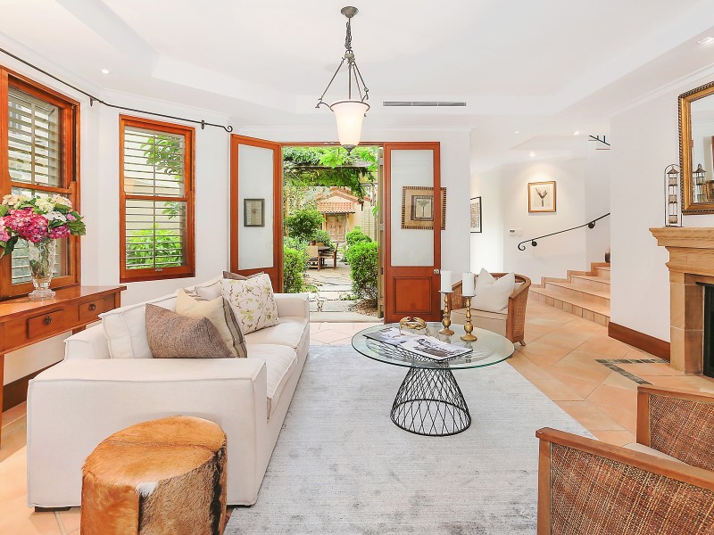 11 Joseph Street, Sherwood QLD 4075