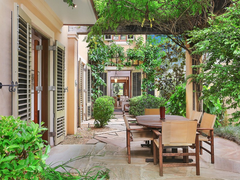 11 Joseph Street, Sherwood QLD 4075