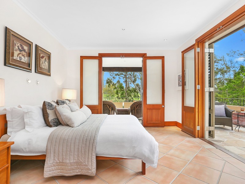 11 Joseph Street, Sherwood QLD 4075