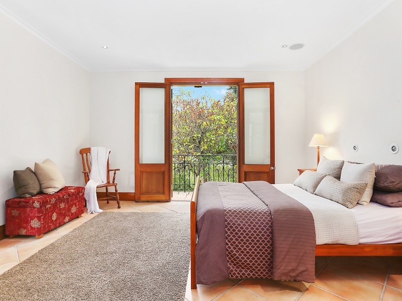 11 Joseph Street, Sherwood QLD 4075