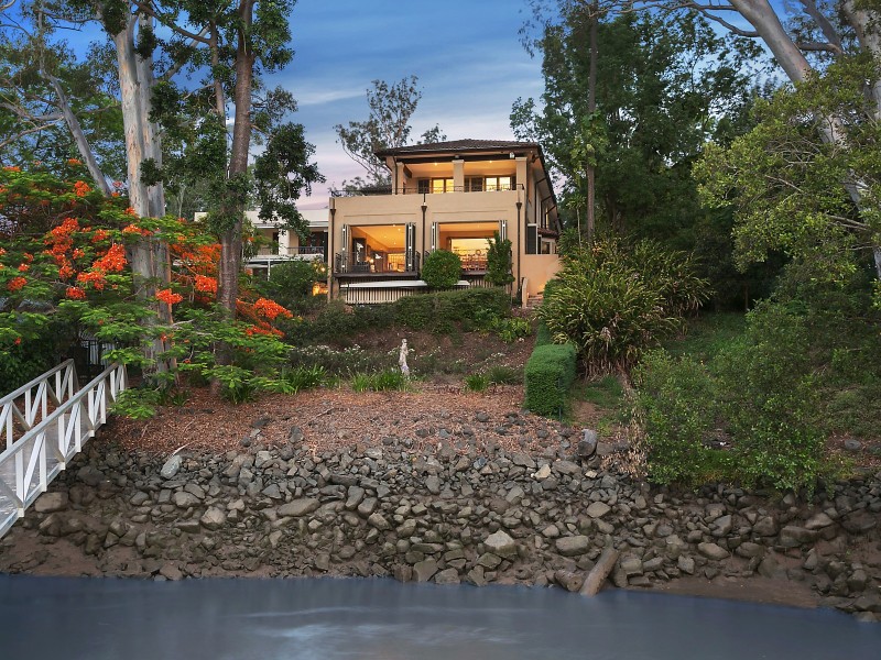 11 Joseph Street, Sherwood QLD 4075