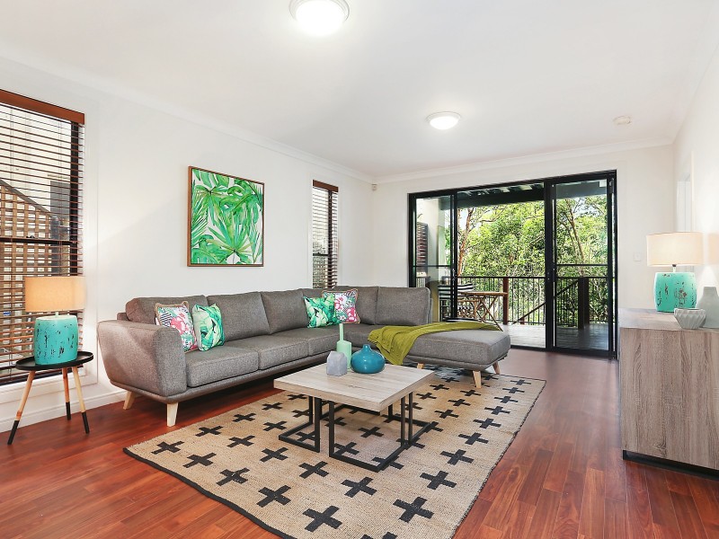 129 Central Avenue, St Lucia QLD 4067