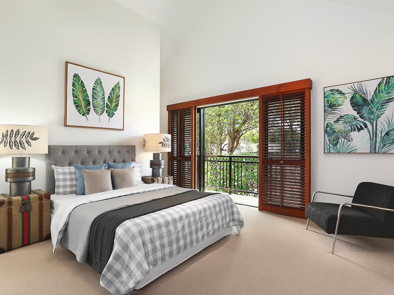 129 Central Avenue, St Lucia QLD 4067