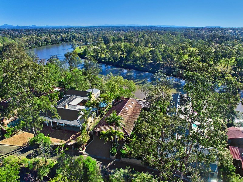 155 Mount Ommaney Drive, Jindalee QLD 4074