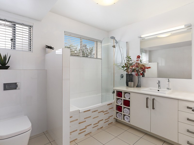 99 Elizabeth Street, Toowong QLD 4066