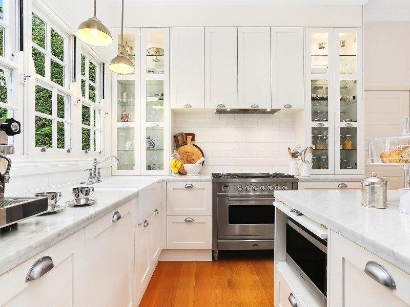 27 Isles Road, Indooroopilly QLD 4068