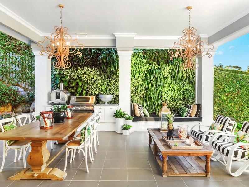 27 Isles Road, Indooroopilly QLD 4068