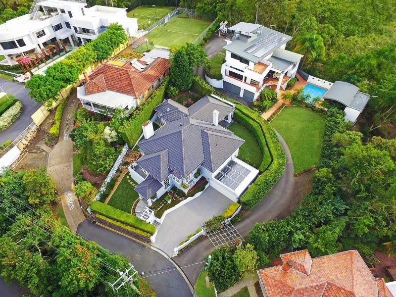 27 Isles Road, Indooroopilly QLD 4068