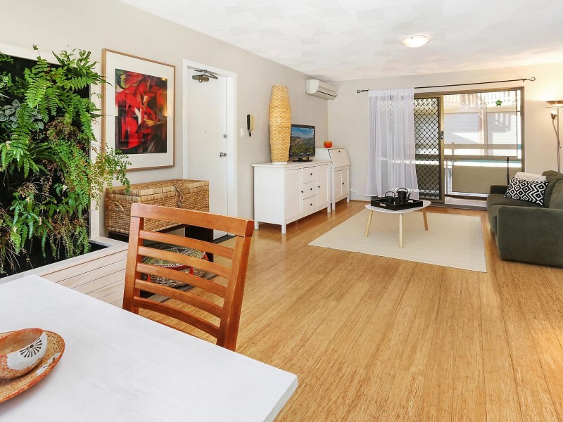 2/48 Miskin Street, Toowong QLD 4066