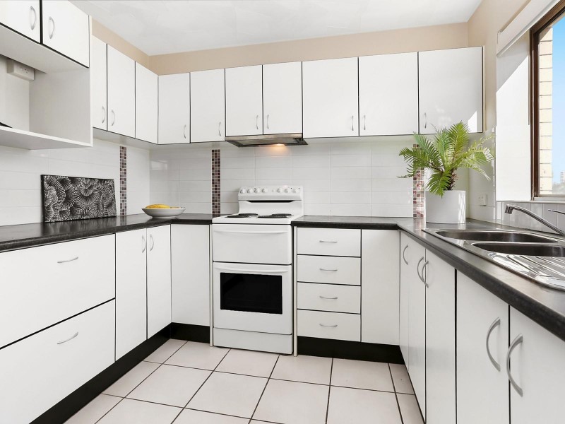 2/48 Miskin Street, Toowong QLD 4066