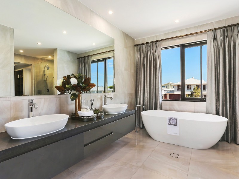 12/140 Meiers Road, Indooroopilly QLD 4068