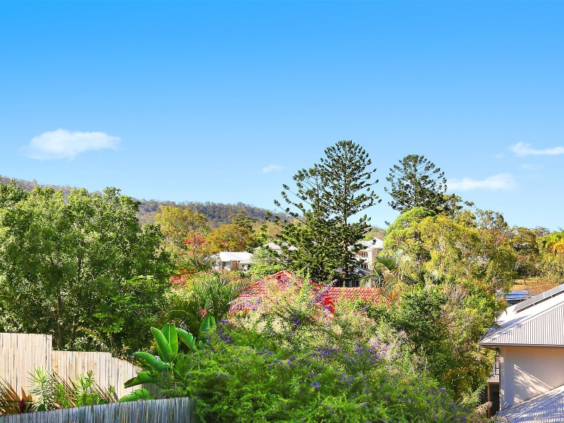 19 Gordon Terrace, Indooroopilly QLD 4068