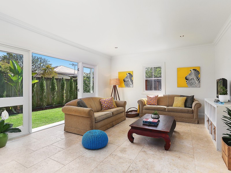 15 Annerley Street, Toowong QLD 4066