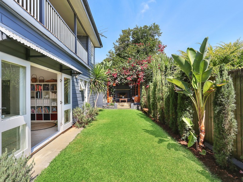 15 Annerley Street, Toowong QLD 4066