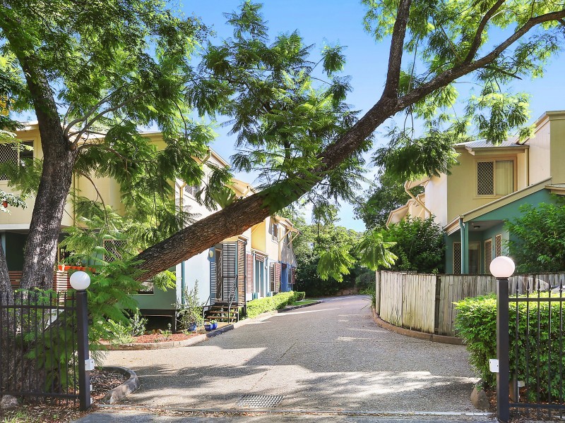 4/43 Bellevue Terrace, St Lucia QLD 4067