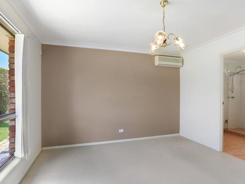 9 Sunningdale Street, Oxley QLD 4075