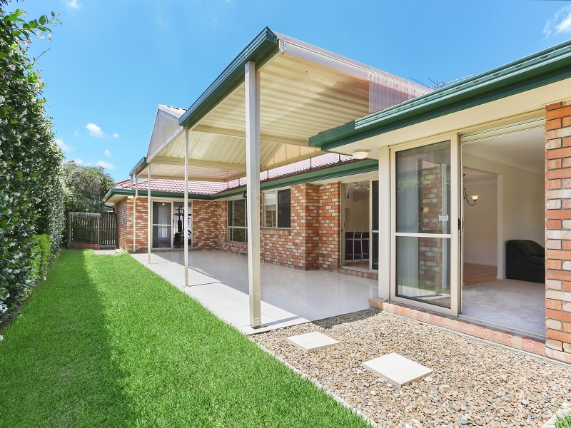 9 Sunningdale Street, Oxley QLD 4075