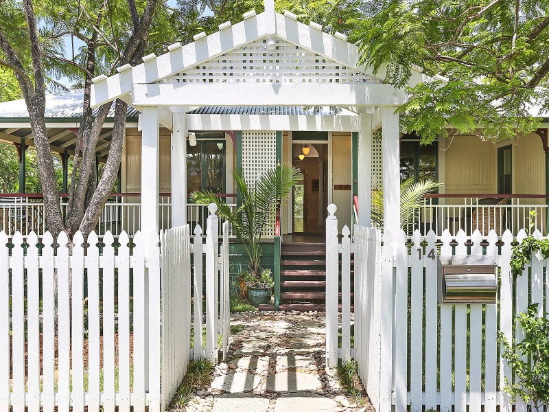 14 Fairley Street, Indooroopilly QLD 4068