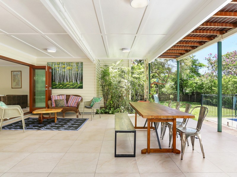 14 Fairley Street, Indooroopilly QLD 4068