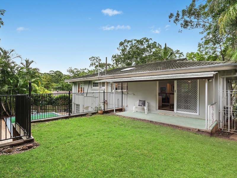 14 Twilight Street, Kenmore QLD 4069