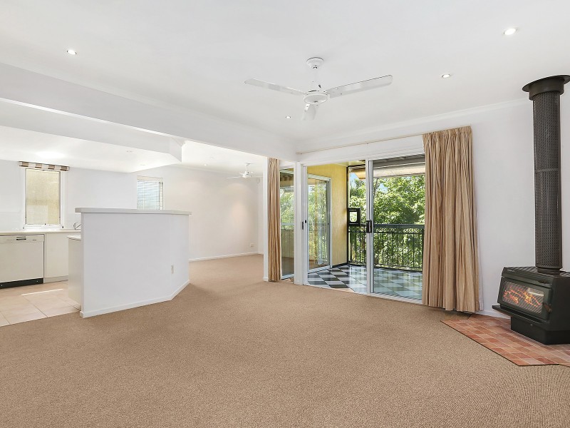 34 Seventh Avenue, St Lucia QLD 4067