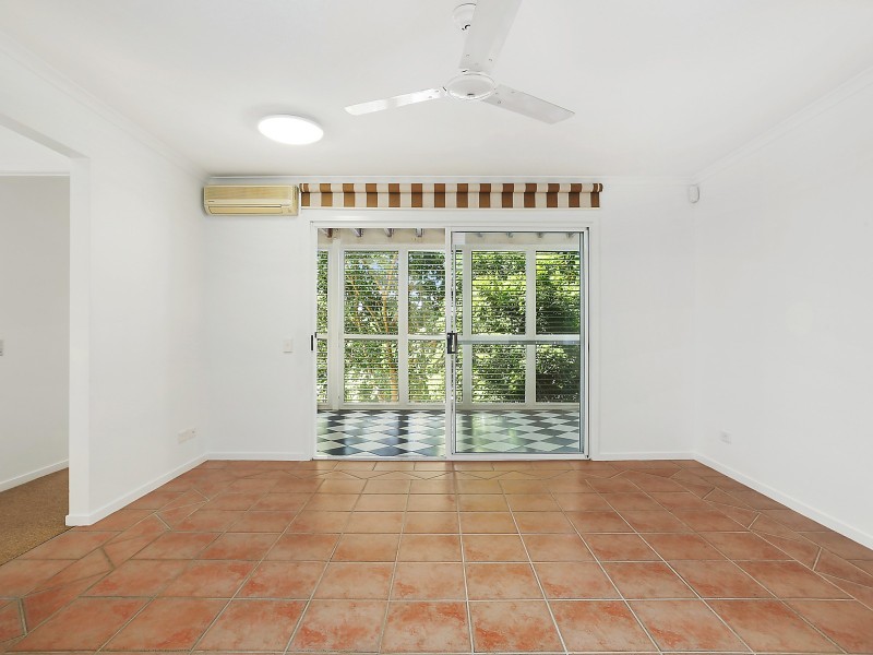 34 Seventh Avenue, St Lucia QLD 4067