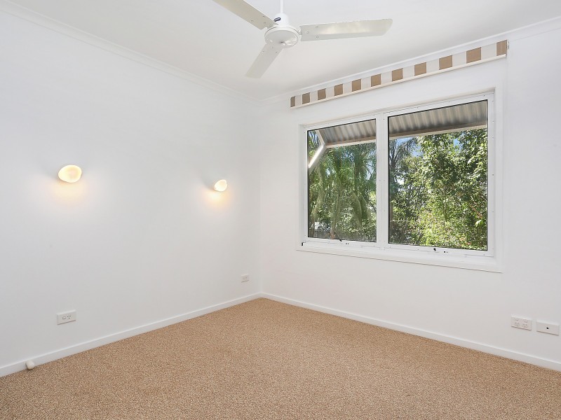 34 Seventh Avenue, St Lucia QLD 4067