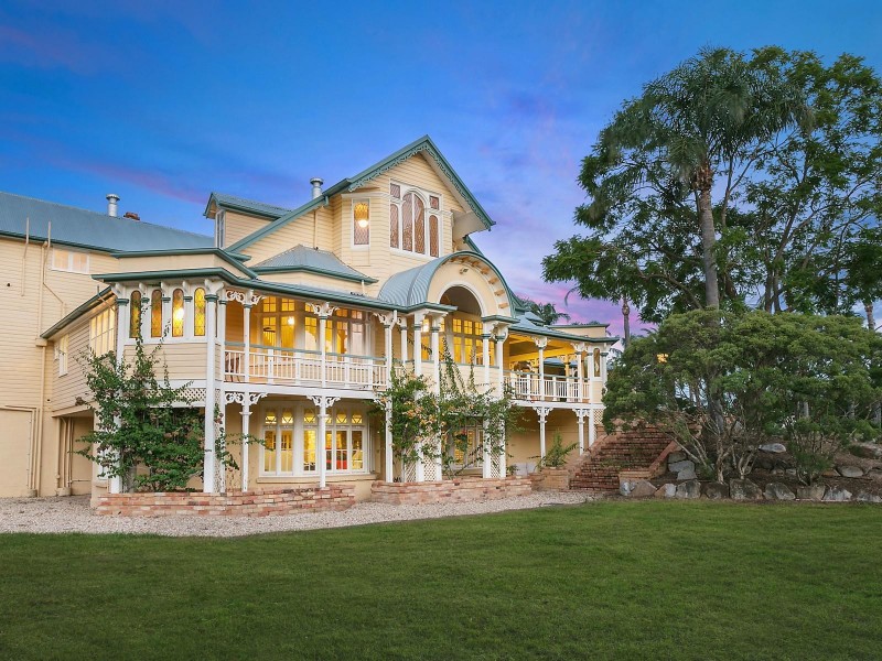 142 Airlie Road, Pullenvale QLD 4069