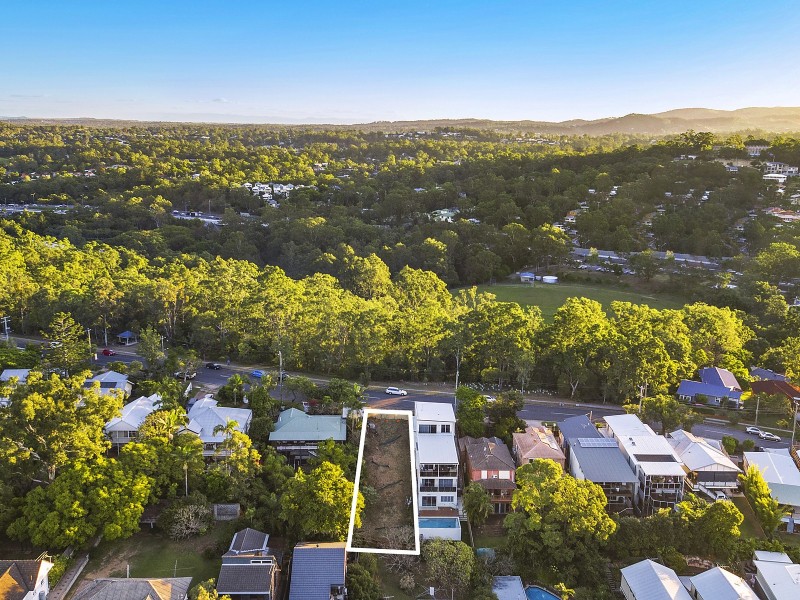 53 Taringa Parade, Indooroopilly QLD 4068