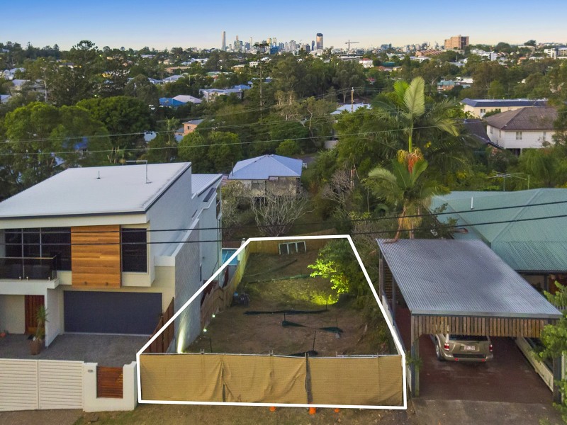 53 Taringa Parade, Indooroopilly QLD 4068