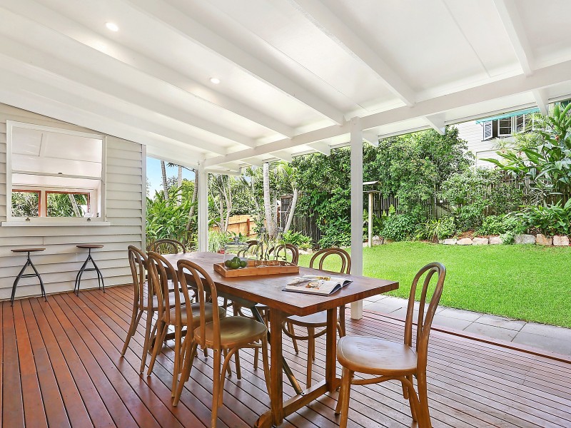 21 Essex Road, Indooroopilly QLD 4068