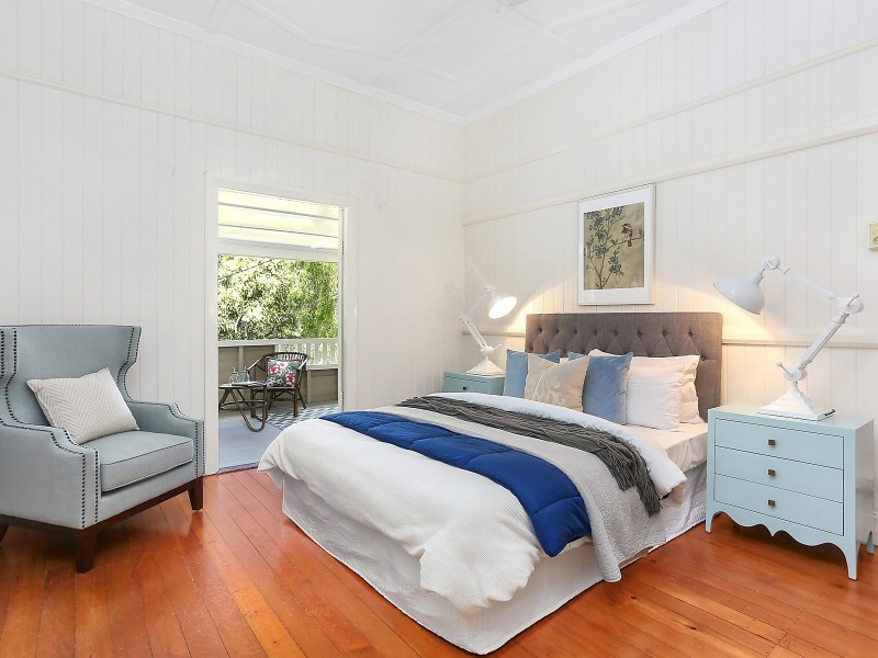 21 Essex Road, Indooroopilly QLD 4068