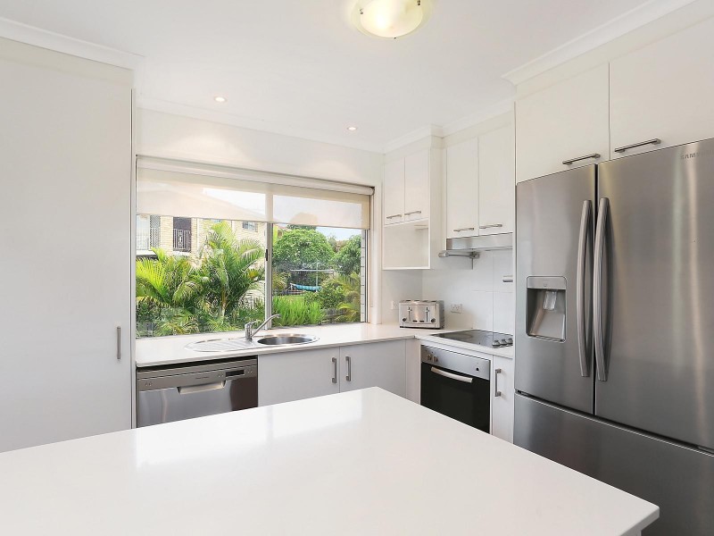 1 Java Close, Jamboree Heights QLD 4074