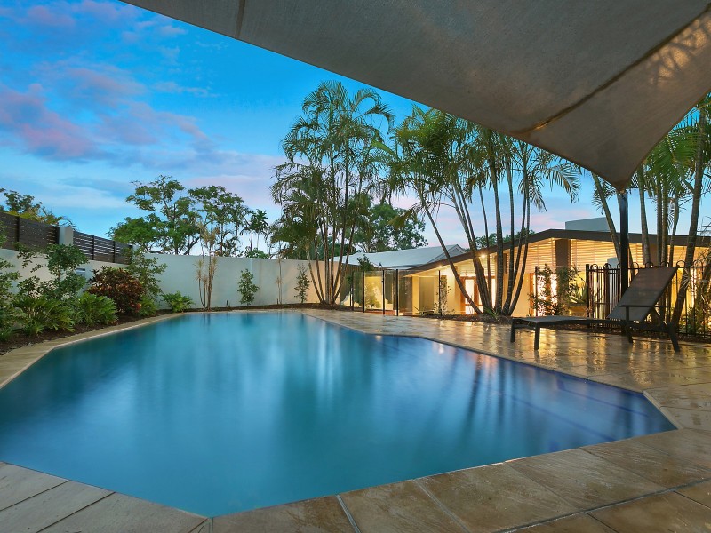 62 Meiers Road, Indooroopilly QLD 4068