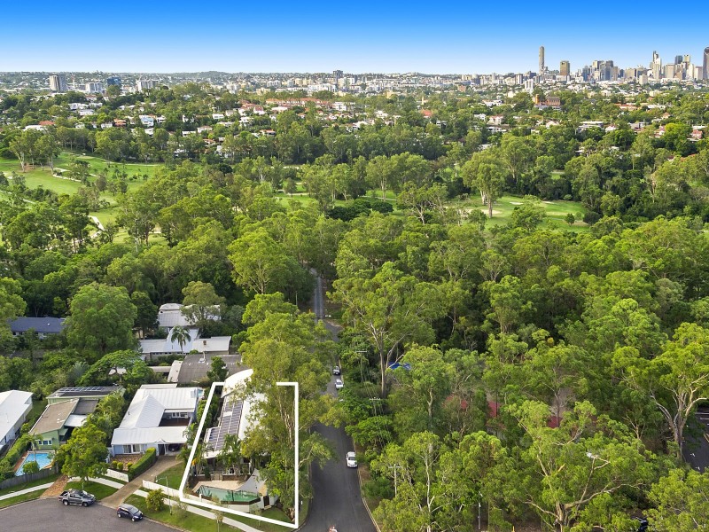 62 Meiers Road, Indooroopilly QLD 4068