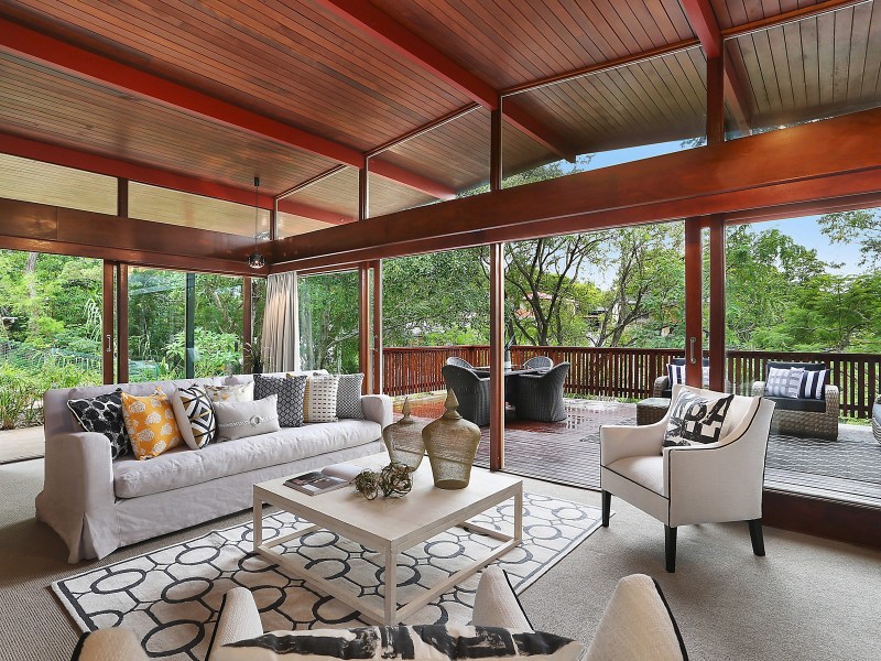 8 Eaglie Street, Chapel Hill QLD 4069