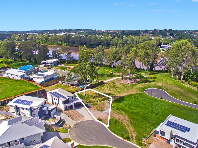 5 Eugenia Close, Kenmore QLD 4069