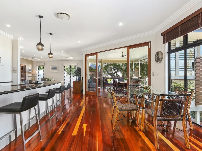 261 Kenmore Road, Fig Tree Pocket QLD 4069