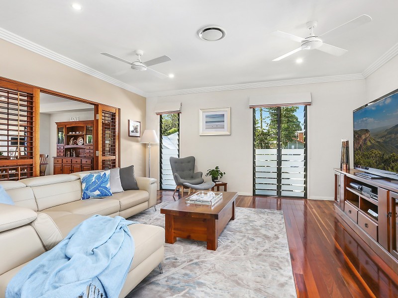 261 Kenmore Road, Fig Tree Pocket QLD 4069